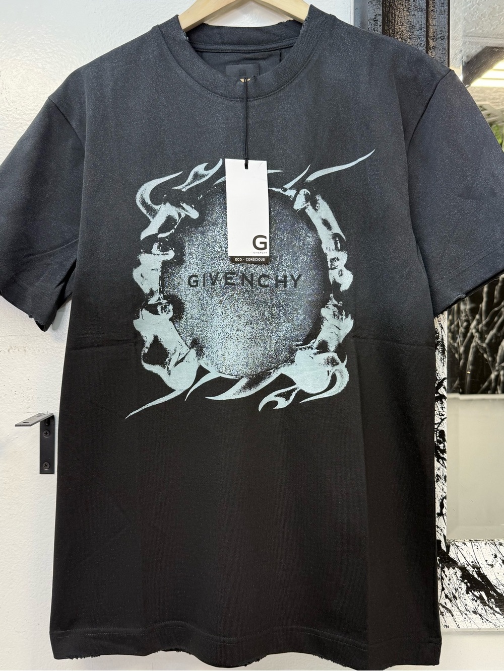Givenchy Black Mens Distressed Graphic Logo Short Sleeve Tee w/ stitched crest